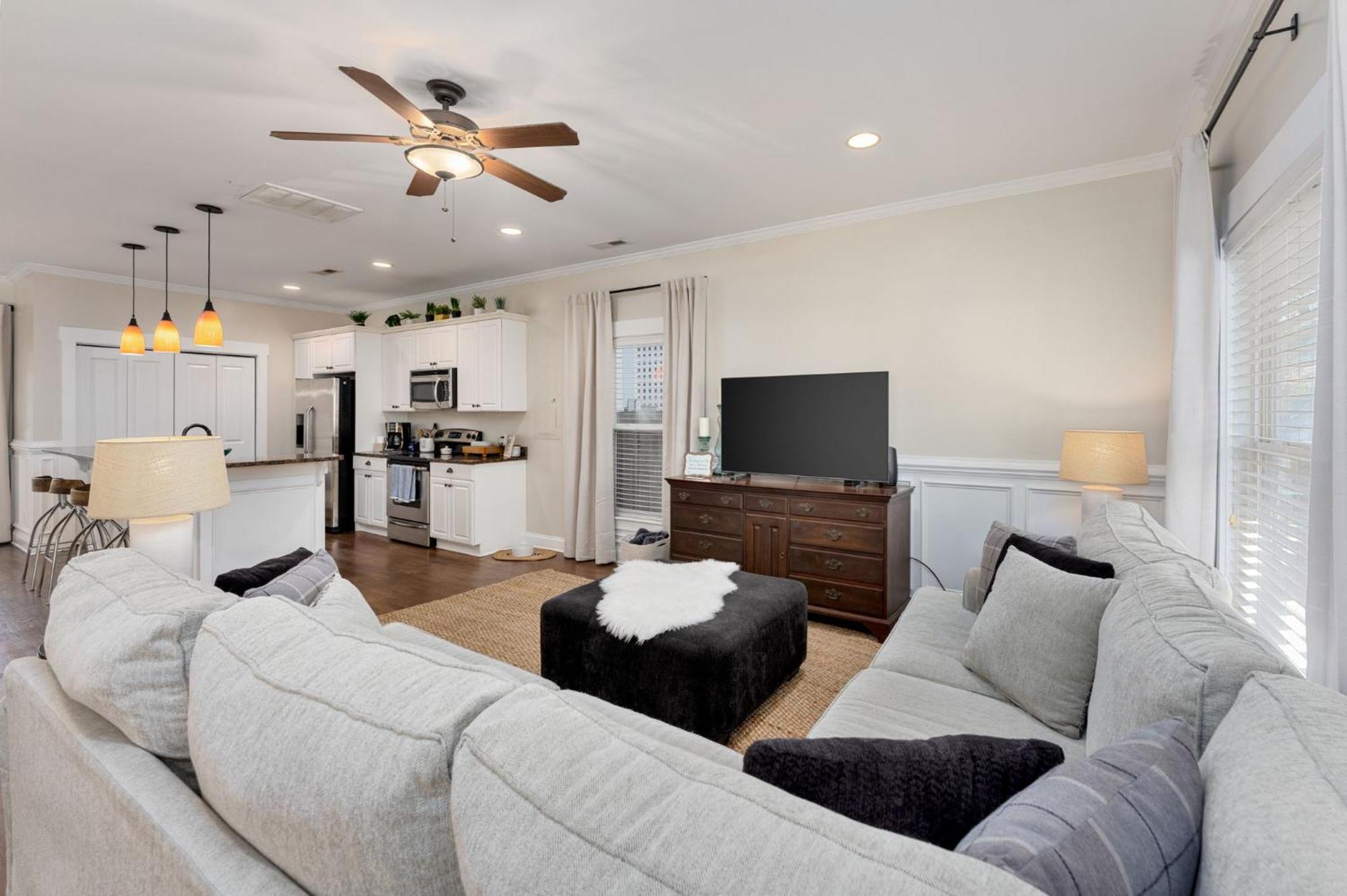 Downtown Wilmington Home ~ Pet Friendly Exterior photo