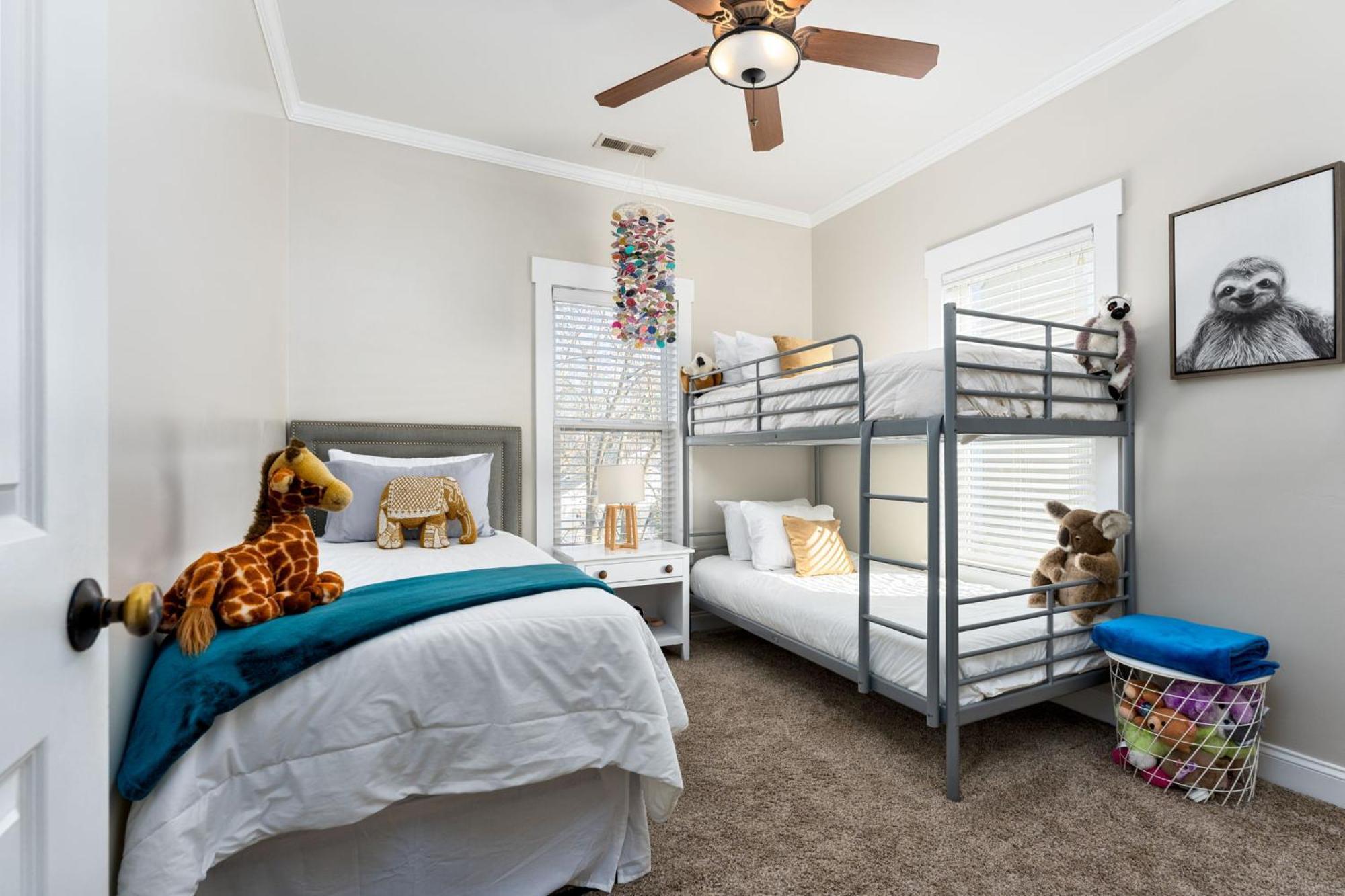Downtown Wilmington Home ~ Pet Friendly Exterior photo